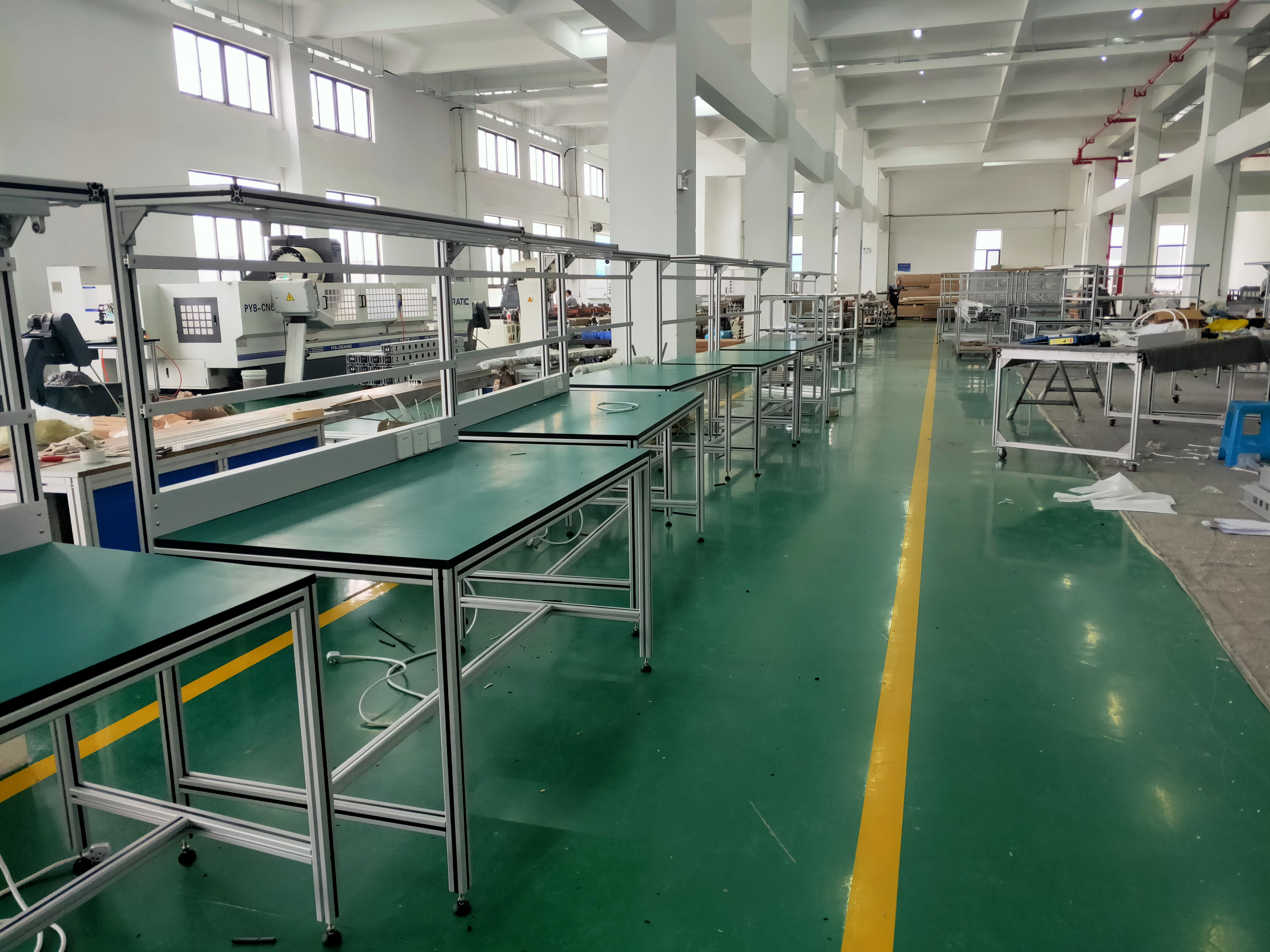 南京防靜電工作臺(tái)有著怎樣的不同之處？